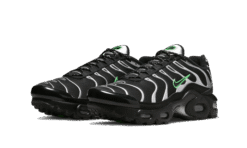 Alternative view of Black Silver Green Strike