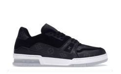 Alternative view of Trainer Black Monogram