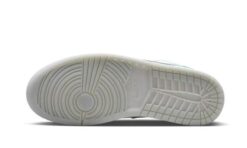 Alternative view of New Emerald Grey