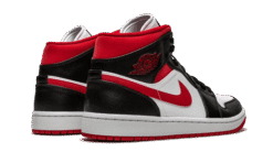 Alternative view of Gym Red Black White