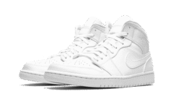 Alternative view of Triple White (2020)
