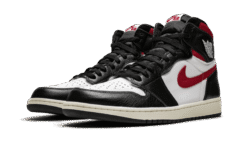 Alternative view of Black Gym Red