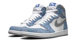 Alternative view of Hyper Royal