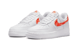 Alternative view of 07 Essential Orange Paisley