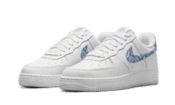 Alternative view of 07 Essential White Worn Blue Paisley