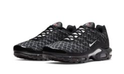 Alternative view of Triple Black