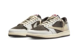 Alternative view of Travis Scott Reverse Mocha