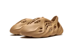 Alternative view of FOAM BROWN