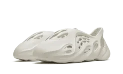 Alternative view of FOAM WHITE
